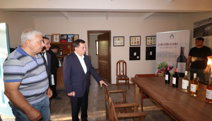 Qazaxda 2026-2030-cu illər üçün Dövlət Proqramının icrası ilə bağlı rayonun kəndlərində aqroparka və iri fermer təsərrüfatlarına baxış keçirilib 15.09.2026