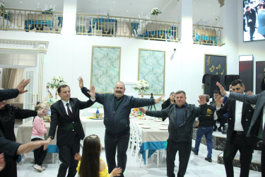 Qazaxda icra başçısı “Azərbaycan Bayrağı” ordenli şəhid gizir Azad Kərimovun övladlarının kiçik toy məclisində iştirak edib və xoş arzularını çatdırıb 24.04.2026