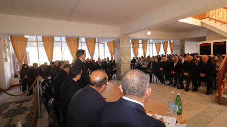 Qazaxda icra başçısının dekabr ayında vətəndaşlarla keçirilən növbəti səyyar görüşü şəhər sakinləri ilə olub-18.12.2025