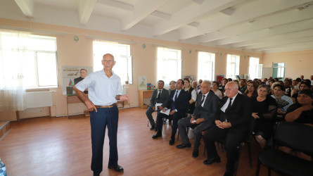 Qazaxda icra başçısının avqust ayı üzrə vətəndaşlarla keçirilən ilk səyyar görüşü rayonun Daş Salahlı kəndində olub-07.08.2025