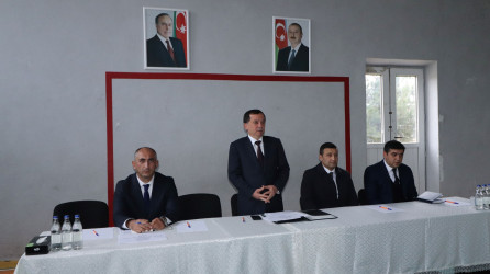 Qazaxda icra başçısının dekabr ayı üzrə vətəndaşlarla keçirilən ilk səyyar görüşü şəhər sakinləri ilə olub-04.12.2025