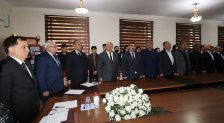 BDU-nun Qazax filialında 8 Noyabr - Zəfər Gününün beşinci ildönümünə həsr edilmiş dəyirmi masa keçirilib - 21.10.2025