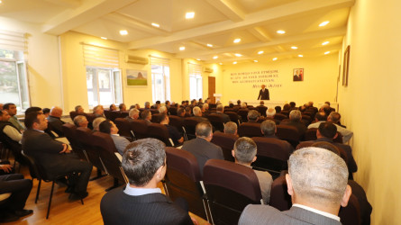 Qazaxda “Baytarlıq xidməti və nəzarət tədbirləri” mövzusunda Fermerlərlə maarifləndirici tədbir keçirilib 08.10.2025