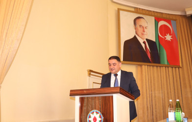 Qazax Rayon İcra Hakimiyyəti başçısının rayonun 2025-ci ilin sosial-iqtisadi inkişafının yekunlarına və 2026-cı ildə qarşıda duran vəzifələrə həsr olunmuş hesabat yığıncağı keçirilib 13.01.2026