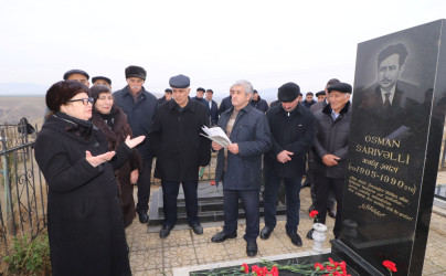 Qazaxda Xalq şairi Osman Sarıvəlli doğum günündə məzarı başında yad edilib-17.12.2025