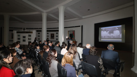 Qazaxda görkəmli oftalmoloq-alim, akademik Zərifə Əliyevanın anım günü ilə əlaqədar “Zirvələrə yüksələn zərif insan ömrü” adlı tədbir keçirilib 15.04.2025