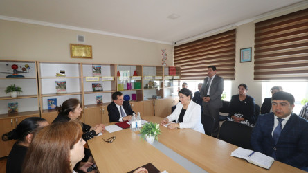 İcra başçısı Qazax şəhər Səməd Vurğun adına 2 nömrəli tam orta məktəbin müəllimləri ilə görüşüb 22.05.2025
