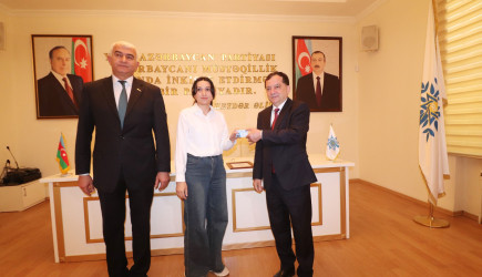 Qazaxda Ümummilli Lider Heydər Əliyevin anadan olmasının 102-ci ildönümünə həsr edilmiş “Nə zaman, nə məkan anlayışına sığmayan şərəfli və mənalı ömür” mövzusunda tədbir keçirilib 07.05.2025