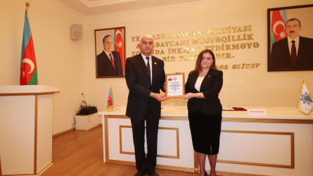 Qazaxda “15 iyun - Milli Qurtuluş Günü Azərbaycanın şanlı dövlətçilik tarixinə qızıl hərflərlə yazılan bir gündür!” mövzusunda tədbir keçirilib 12.06.2025