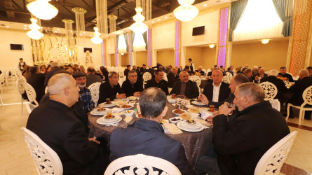 Qazaxda Ulu Öndər Heydər Əliyevin Anım Günündə əziz xatirəsi ehtiramla anılıb-12.12.2025