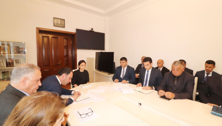 Qazax RİH-də keçirilən bugünkü ümumi qəbulda icra başçısı vətəndaşların müraciətini dinləyib-22.05.2026