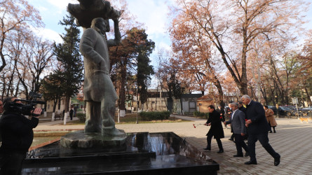 Qazaxda Xalq yazıçısı Yusif Səmədoğlunun 90 illiyi münasibətilə ədəbi-bədii gecə keçirilib-25.12.2025