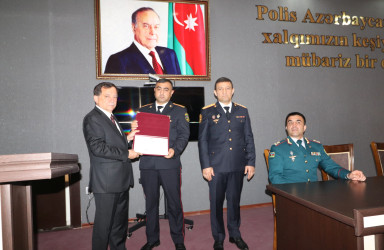 Qazaxda icra başçısı bir qrup Polis əməkdaşını peşə bayramları münasibətilə Fəxri Fərmanla təltif edib-02.07.2025