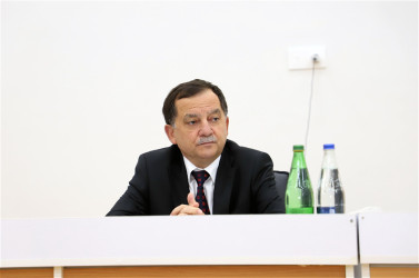 ADU məzunlarının professionallıq və peşə vərdişlərinin təkmilləşdirilməsi konfransının açılış mərasimi keçirilib 03.10.2025