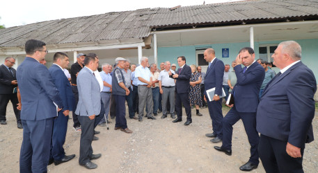 İcra başçısı Quşçu Ayrım kəndində vətəndaşların müraciəti ilə yerində tanış olub-21.07.2025