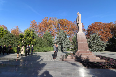 Qazaxda “Yeni Azərbaycan Partiyası Azərbaycanın müasir tarixində böyük bir fenomendir” mövzusunda tədbir keçirilib-21.11.2025