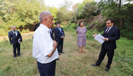 İcra başçısı vətəndaşların müraciəti ilə yerində tanış olub-01.08.2025