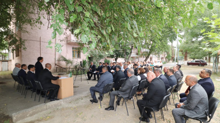 İcra başçısının avqust ayında keçirilən sonuncu səyyar görüşü Qazax şəhəri Hüseyn Arif küçəsi 2,3,4,5 saylı çoxmənzilli yaşayış binalarında yaşayan sakinlərlə olub-26.08.2025