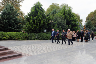 ADU məzunlarının professionallıq və peşə vərdişlərinin təkmilləşdirilməsi konfransının açılış mərasimi keçirilib 03.10.2025