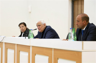 ADU məzunlarının professionallıq və peşə vərdişlərinin təkmilləşdirilməsi konfransının açılış mərasimi keçirilib 03.10.2025