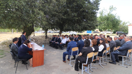 Qazaxda icra başçısının vətəndaşlarla keçirilən bugünkü səyyar görüşü Dəmirçilər kənd sakinləri ilə olub-21.08.2025