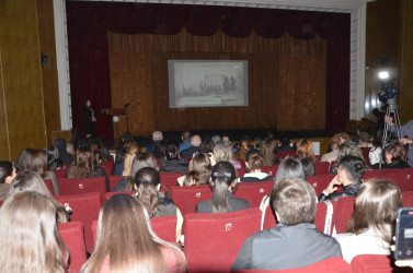 Qazaxda Xalq şairi Səməd Vurğunun 120 illik yubileyinə həsr olunmuş “Şeir kimi ömür” başlıqlı ədəbi-bədii gecə keçirilib 13.04.2026