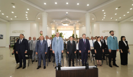 Qazaxda “Müstəqil və qüdrətli Azərbaycan dövlətinin təməlinin qoyulduğu gün” mövzusunda elmi-praktik konfrans keçirilib-14.07.2025