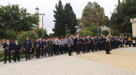 Qazaxda 27 Sentyabr - Anım Günündə qəhrəman Vətən oğullarının əziz xatirəsi ehtiramla anılıb 27.09.2025