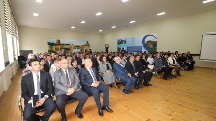 Qazaxda təhsil işçilərinin iştirakı ilə müşavirə keçirilib 30.09.2025