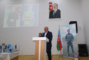 Qazaxda 8 Noyabr - Zəfər Gününün beşinci ildönümünə həsr edilmiş kitab və rəsm sərgisi, Vətən müharibəsi şəhidi tibb xidməti leytenantı Adil Əfəndiyevə həsr edilmiş “O, bizim Adildi” kitabının təqdimat mərasimi olub -22.10.2025