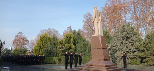 Qazaxda Ulu Öndər Heydər Əliyevin Anım Günündə əziz xatirəsi ehtiramla anılıb-12.12.2025