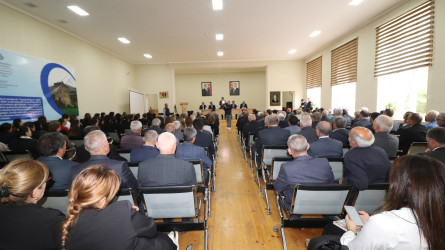 Qazaxda təhsil işçilərinin iştirakı ilə müşavirə keçirilib 30.09.2025