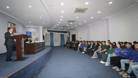 İcra başçısı Qazaxda səfərdə olan düşərgə iştirakçıları ilə görüşüb 05.02.2025