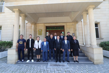 Qazaxda icra başçısı idmançılarla görüşüb 06.10.2025