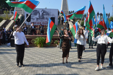 Qazaxda 8 Noyabr - Zəfər Gününün beşinci ildönümünə həsr olunmuş “Zəfərin mübarək Azərbaycan!” başlıqlı bayram tədbiri keçirilib 07.11.2025