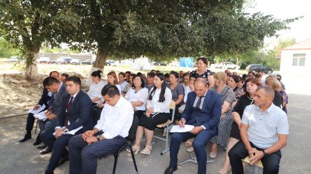 Qazaxda icra başçısının vətəndaşlarla keçirilən bugünkü səyyar görüşü Dəmirçilər kənd sakinləri ilə olub-21.08.2025