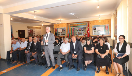 Qazaxda icra başçısının iyul ayı üzrə vətəndaşlarla keçirilən ilk səyyar görüşü rayonun Birinci Şıxlı kəndində olub-03.07.2025