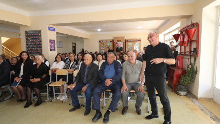 Qazaxda icra başçısının oktyabr ayı üzrə vətəndaşlarla keçirilən növbəti səyyar görüşü rayonun Ağköynək kəndində olub 09.10.2025