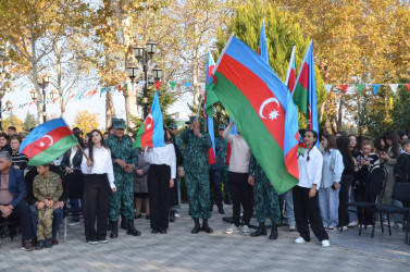 Qazaxda 8 Noyabr - Zəfər Gününün beşinci ildönümünə həsr olunmuş “Zəfərin mübarək Azərbaycan!” başlıqlı bayram tədbiri keçirilib 07.11.2025