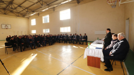 Qazaxda icra başçısının noyabr ayında vətəndaşlarla keçirilən ilk səyyar görüşü sərhəddə yerləşən Quşçu Ayrım kəndində olub 18.11.2025