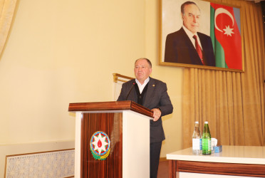 Qazax Rayon İcra Hakimiyyəti başçısının rayonun 2025-ci ilin sosial-iqtisadi inkişafının yekunlarına və 2026-cı ildə qarşıda duran vəzifələrə həsr olunmuş hesabat yığıncağı keçirilib 13.01.2026