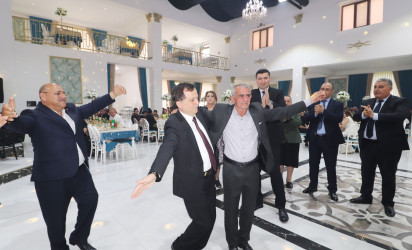 Qazaxda icra başçısı şəhid qardaşını ailə həyatı qurması münasibətilə təbrik edib 10.05.2026