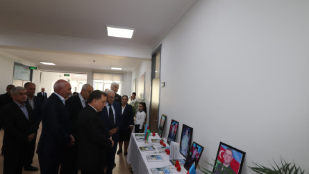 Qazaxda 8 Noyabr - Zəfər Gününün beşinci ildönümünə həsr edilmiş kitab və rəsm sərgisi, Vətən müharibəsi şəhidi tibb xidməti leytenantı Adil Əfəndiyevə həsr edilmiş “O, bizim Adildi” kitabının təqdimat mərasimi olub -22.10.2025