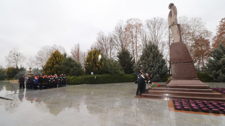 Qazaxda “Azərişıq” ASC-nin yaranmasının 10 illiyi münasibətilə Ulu Öndər Heydər Əliyevin abidəsi və Ümummilli Liderin adını daşıyan Mərkəz ziyarət olunub 06.02.2025
