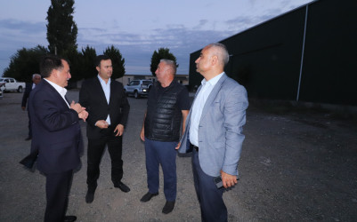 Qazaxda 2026-2030-cu illər üçün Dövlət Proqramının icrası ilə bağlı rayonun kəndlərində aqroparka və iri fermer təsərrüfatlarına baxış keçirilib 15.09.2026