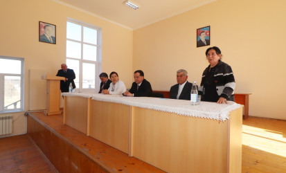 Qazaxda uzun illər təhsil sahəsində çalışmış təqaüddə olan müəllim Məhəmməd Vəkilovun 75 illik yubileyi qeyd olunub 07.03.2025