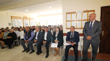 Qazaxda icra başçısı sentyabr ayında növbəti səyyar görüşünü Ürkməzli kənd sakinləri ilə keçirib 18.09.2025