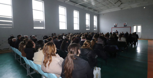 Qazaxda icra başçısının dekabr ayı üzrə vətəndaşlarla keçirilən ilk səyyar görüşü şəhər sakinləri ilə olub-04.12.2025