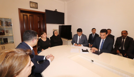 Qazax RİH-də keçirilən bugünkü ümumi qəbulda icra başçısı vətəndaşların müraciətini dinləyib 05.06.2026