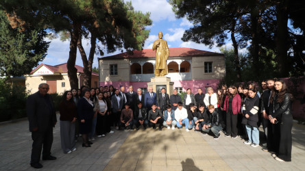 Qazaxda Xalq yazıçısı, tanınmış ictimai xadim Yusif Səmədoğlunun 90 illiyi münasibətilə keçiriləcək tədbirlərə start verilib-21.10.2025